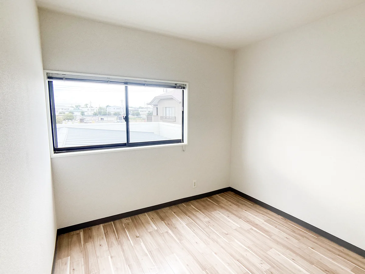 龍舞町貸店舗・事務所(2F)居室4